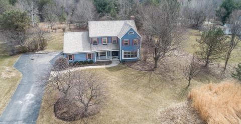 1372 Willow, Delafield, WI 53018 photo 1