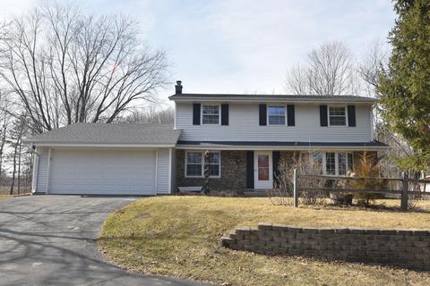 587 Highland, Colgate, WI 53017 photo 1