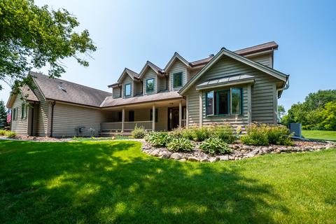 601 Kettle Rdg, Colgate, WI 53017 photo 1