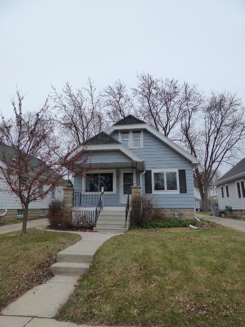 227 E Van Beck, Milwaukee, WI 53207 photo 1
