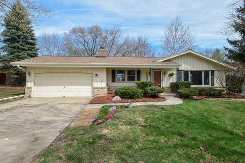 7480 Highview Dr, Greendale, WI 53129 photo 1
