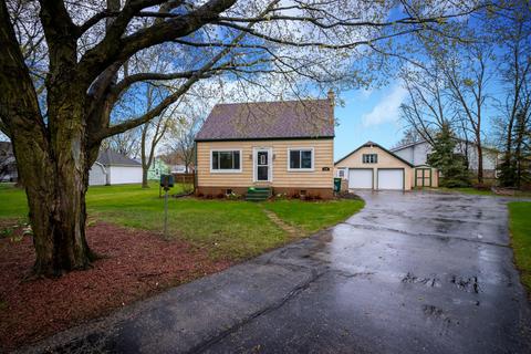 119 Oak, Slinger, WI 53086 photo 1