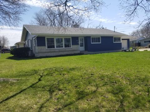 2981 S Iris, Beloit, WI 53511 photo 1