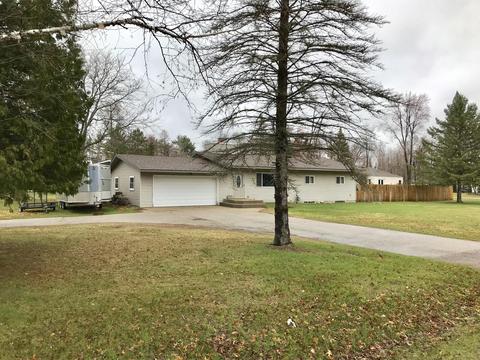 1320 Main, Crivitz, WI 54114 photo 1