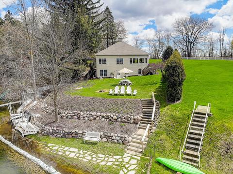 135 E Lk, Richfield, WI 53017 photo 1