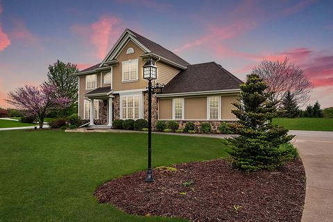 3821 Ridgeview Ct, Colgate, WI 53017 photo 1