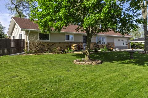 608 Bailey Rd, Delavan, WI 53115 photo 1