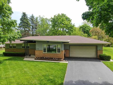 2720 Arbor, Brookfield, WI 53005 photo 1