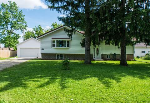 801 Sutter Ave, Delavan, WI 53115 photo 1