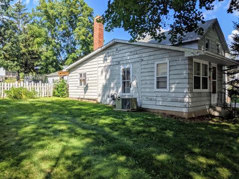 204 Maple, Clinton, WI 53525 photo 1