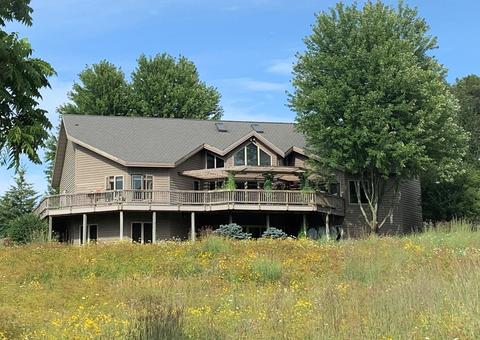 235 Moraine, Ripon, WI 54971 photo 1