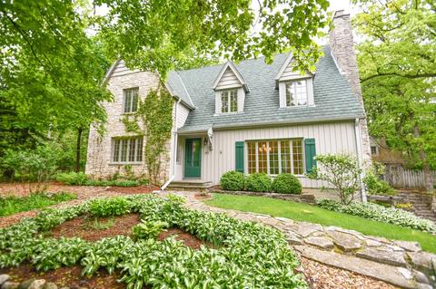 1236 Mill, Delafield, WI 53018 photo 1