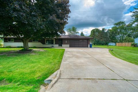 1237 E Randy Rd, Oak Creek, WI 53154 photo 1