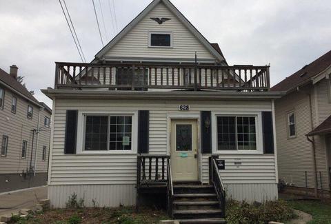 628 E Conway, Milwaukee, WI 53207 photo 1