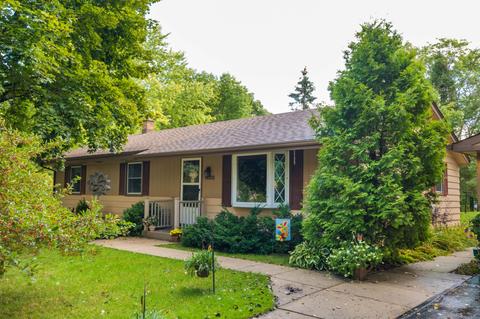 1408 Maple, Hubertus, WI 53033 photo 1