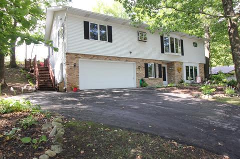 231 Maple, Slinger, WI 53086 photo 1