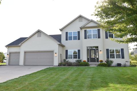 322 Cedar Crst, Slinger, WI 53086 photo 1