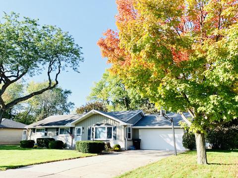 4820 W Dean, Brown Deer, WI 53223 photo 1