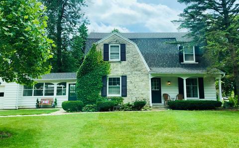 7342 N Longacre, Fox Point, WI 53217 photo 1