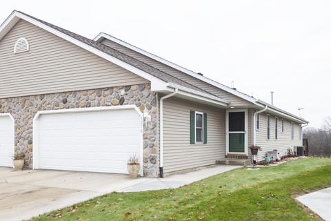 3376 Caleb Ct, Barton, WI 53090 photo 1
