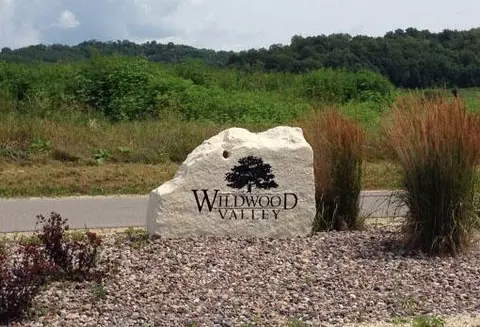 Lot 54 Pinewood, Onalaska, WI 54636