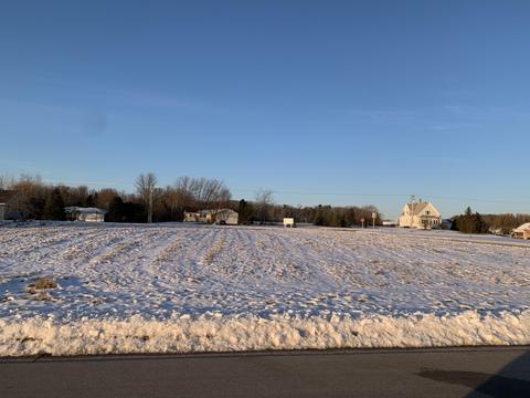 506 Pine Rdg #LT 2, Howards Grove, WI 53083