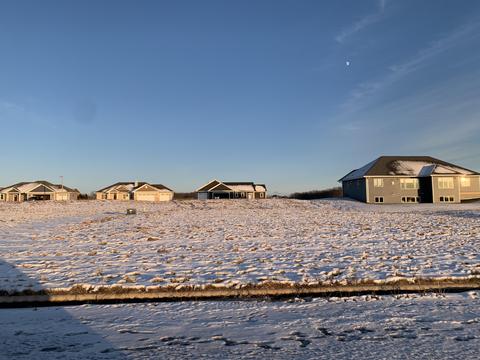 1515 Woodcrest #LT 29, Howards Grove, WI 53083