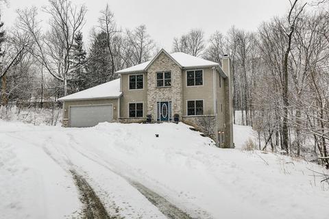 585 Colgate, Colgate, WI 53017 photo 1