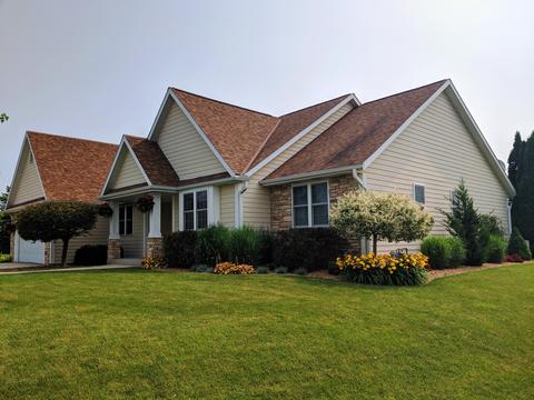 8726 S Eagle, Oak Creek, WI 53154 photo 1