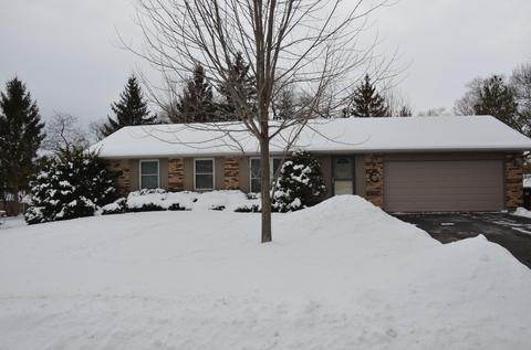 1302 Monroe, Onalaska, WI 54650 photo 1