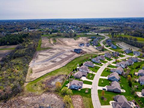 3306 Bergamont, Caledonia, WI 53406