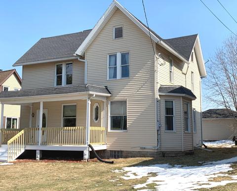 105 Valley, Horicon, WI 53032 photo 1