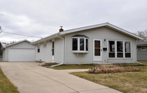 7205 Earl, Greendale, WI 53129 photo 1