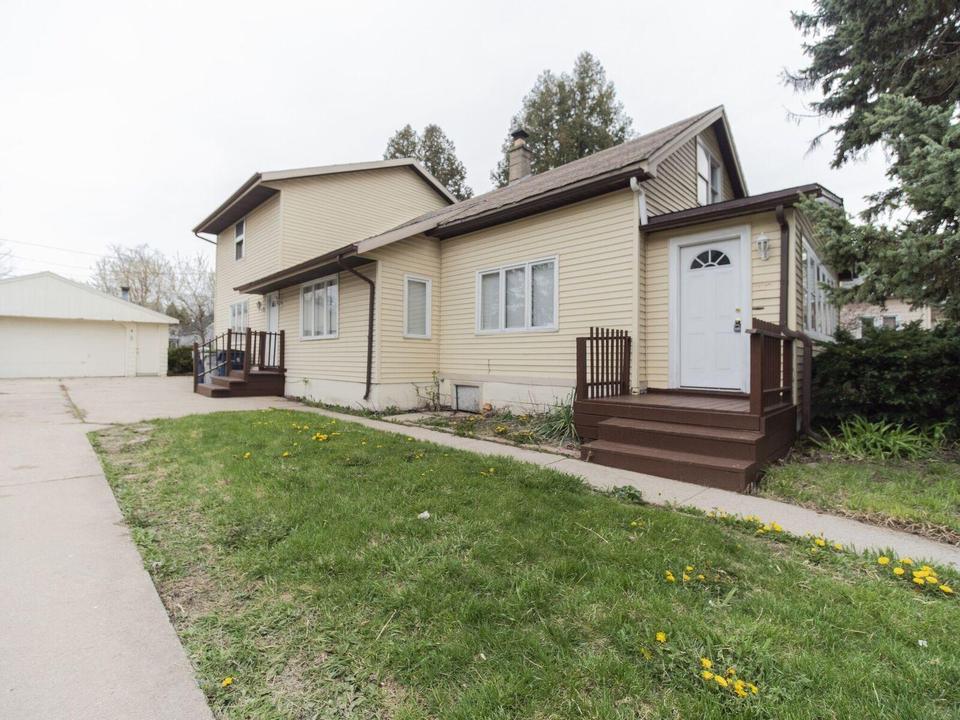 5115 N 55th St, Milwaukee, WI 53218 16 Photos MLS 1687340 Movoto