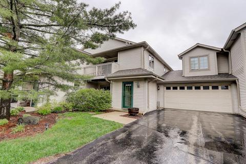2244 Circle Rdg #A, Delafield, WI 53018 photo 1
