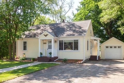541 E Main St, Eagle, WI 53119 photo 1