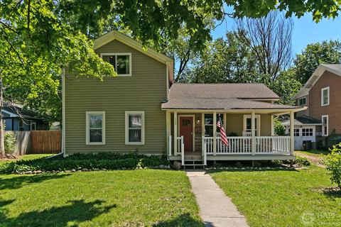 129 S Fourth, Delavan, WI 53115 photo 1