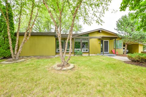 220 E Green Tree, Fox Point, WI 53217 photo 1