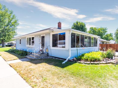 1102 Lake, Onalaska, WI 54650 photo 1