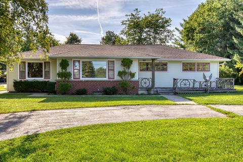 2963 Division, Jackson, WI 53037 photo 1