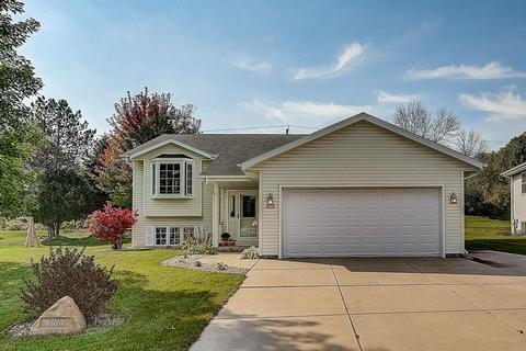 1514 S Indiana Ave, West Bend, WI 53095