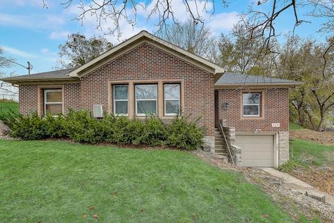 112 Elm St, Deforest, WI 53532 photo 1
