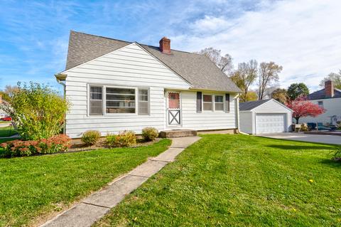 5584 Angle, Greendale, WI 53129 photo 1