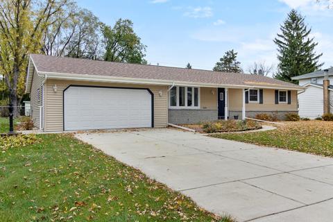 2499 N Bootmaker Dr, Beloit, WI 53511 photo 1