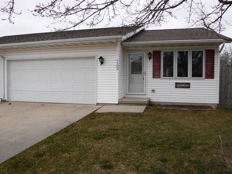 1102 E Cedar, Manitowoc, WI 54220 photo 1