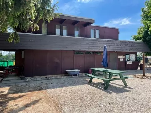 4209 Green Bay, Somers, WI 53144