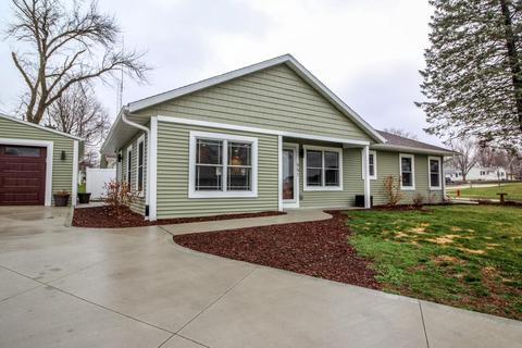 551 Elm, Jefferson, WI 53549 photo 1