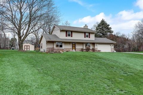 676 N N Rdg, Richfield, WI 53017 photo 1
