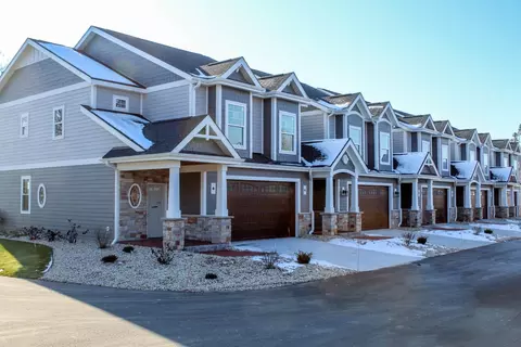 1204 S Main #6, Lake Mills, WI 53551