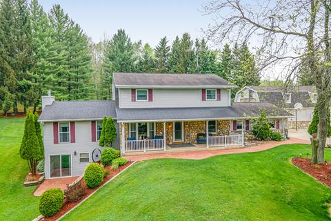 w7102 Kettleview Road, Mitchell, WI 53073 photo 1